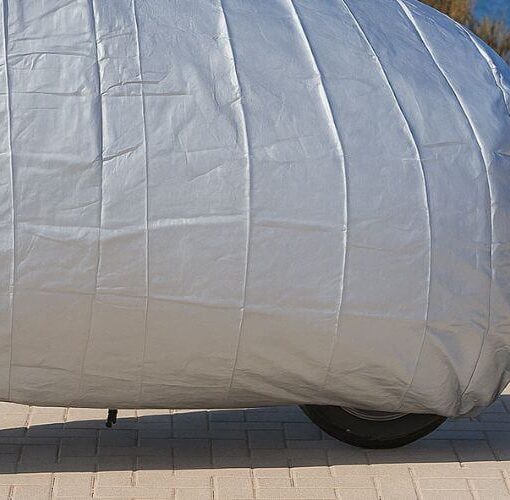 E-Scooter Regenschutz ki-generiert