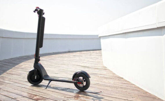 Guenstige Elektro Scooter kaufen